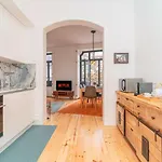 Gorgeous And Flat W. View To Charmy Square *