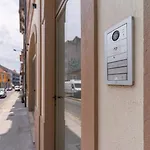 Διαμέρισμα Gorgeous And Flat W. View To Charmy Square *
