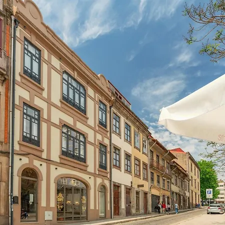 Gorgeous And Flat W. View To Charmy Square Appartement *