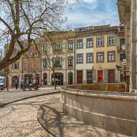 Appartement Gorgeous And Flat W. View To Charmy Square Oporto
