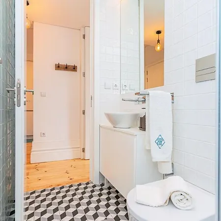 Appartement Gorgeous And Flat W. View To Charmy Square