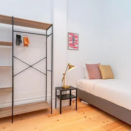 Appartement Gorgeous And Flat W. View To Charmy Square Oporto