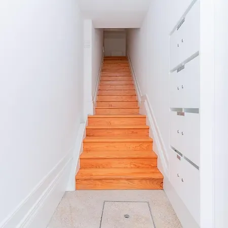 Gorgeous And Flat W. View To Charmy Square Appartement *