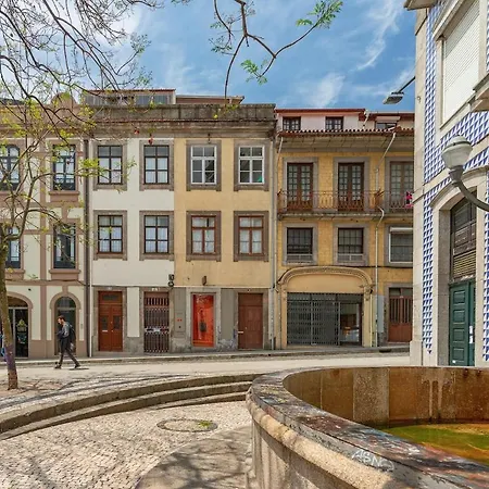 Appartement Gorgeous And Flat W. View To Charmy Square Oporto