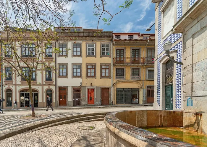 Apartament Gorgeous And Flat W. View To Charmy Square Porto