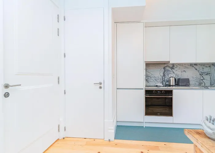 Gorgeous And Flat W. View To Charmy Square Apartament