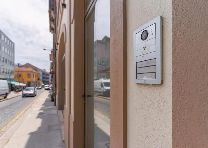 Apartament Gorgeous And Flat W. View To Charmy Square *