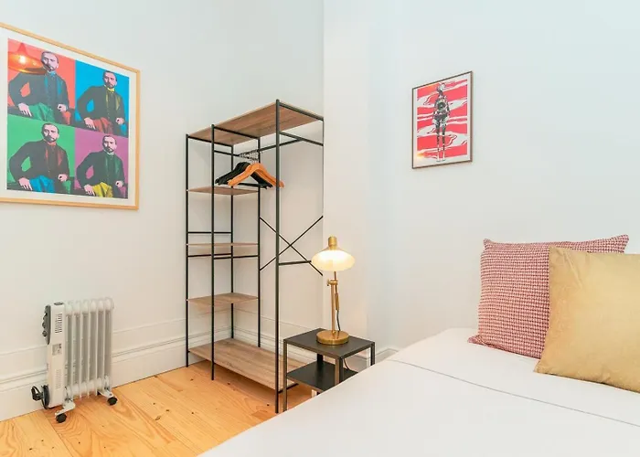 Gorgeous And Flat W. View To Charmy Square Apartman Porto