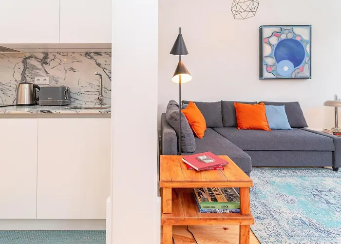 Gorgeous And Flat W. View To Charmy Square Apartman *