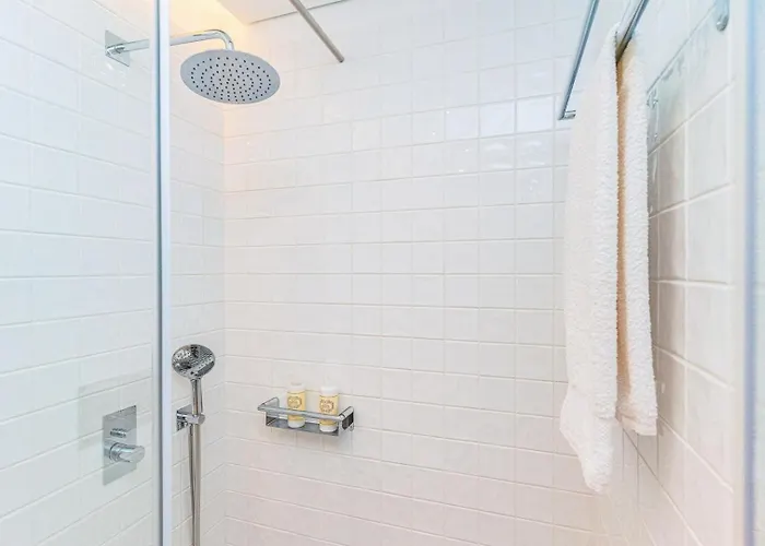 Apartament Gorgeous And Flat W. View To Charmy Square *