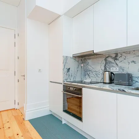 Gorgeous And Flat W. View To Charmy Square 波尔图