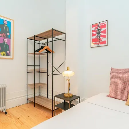 Gorgeous And Flat W. View To Charmy Square Appartement Porto