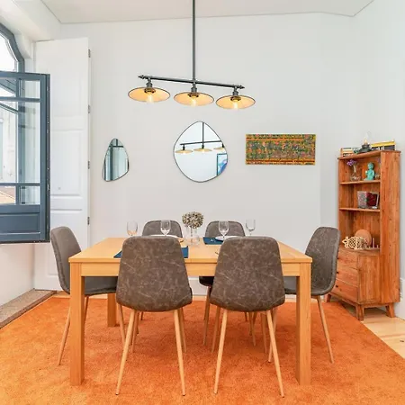 Appartement Gorgeous And Flat W. View To Charmy Square