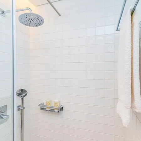 Appartement Gorgeous And Flat W. View To Charmy Square *